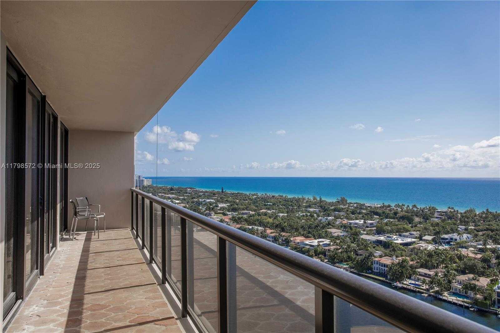 Small Image of 19667 TURNBERRY WAY #27-K, Aventura Number 2