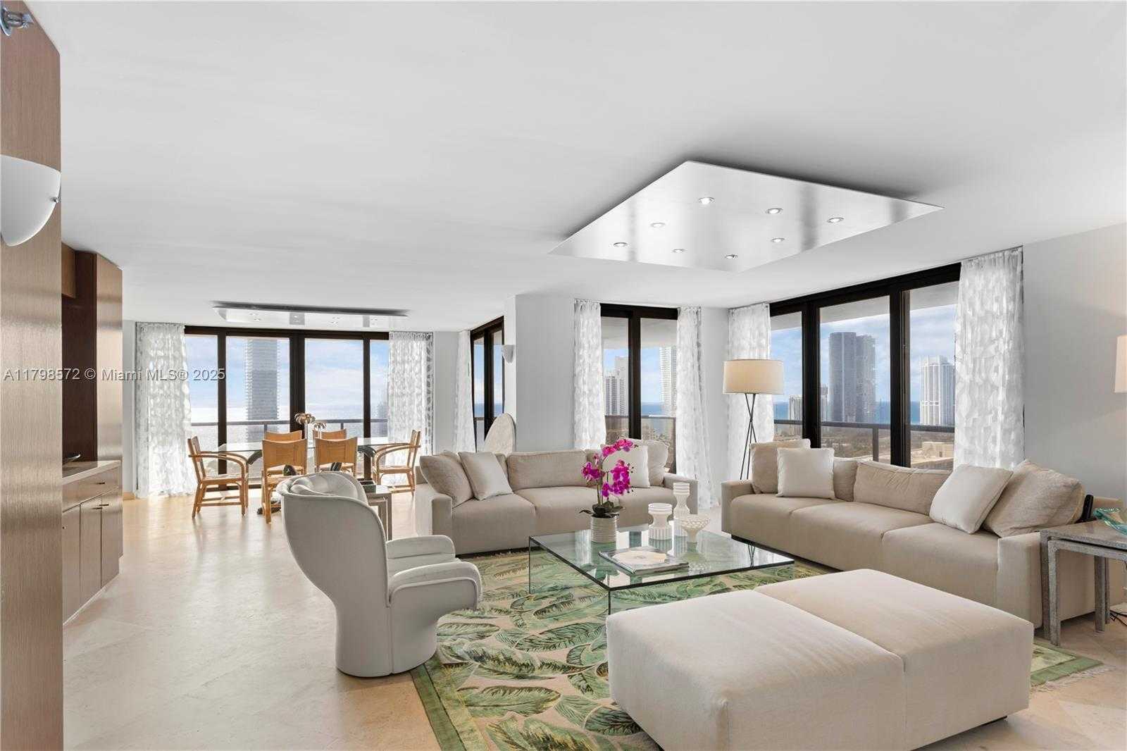 Small Image of 19667 TURNBERRY WAY #27-K, Aventura Number 6