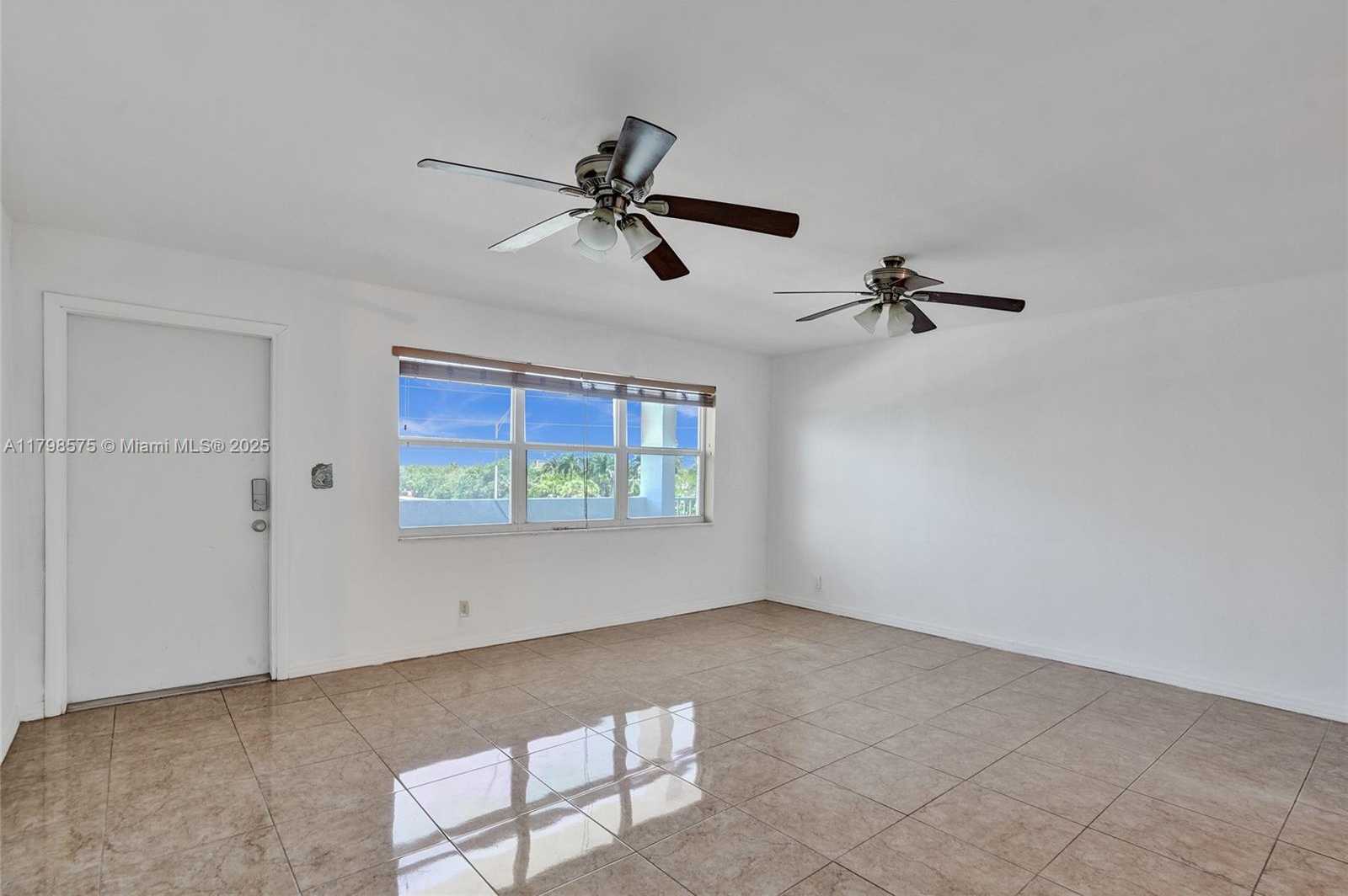Small Image of 2840 NORTH EAST 14TH ST CSWY #408A, Pompano Beach Number 17