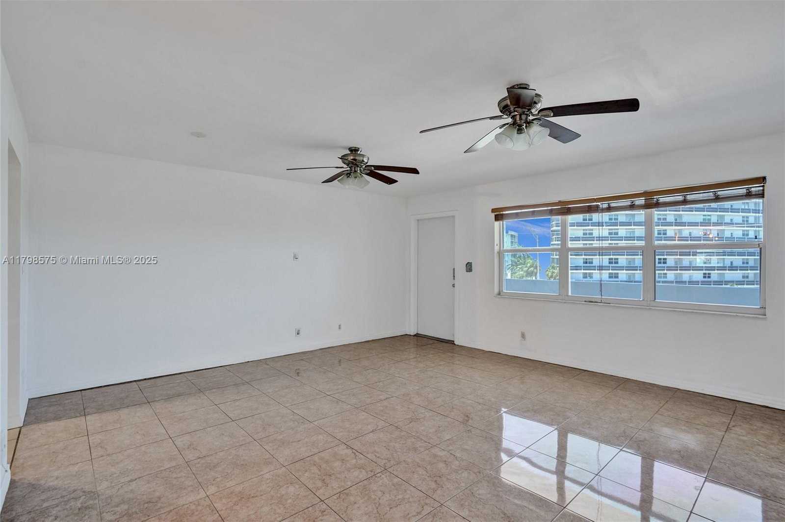 Small Image of 2840 NORTH EAST 14TH ST CSWY #408A, Pompano Beach Number 18