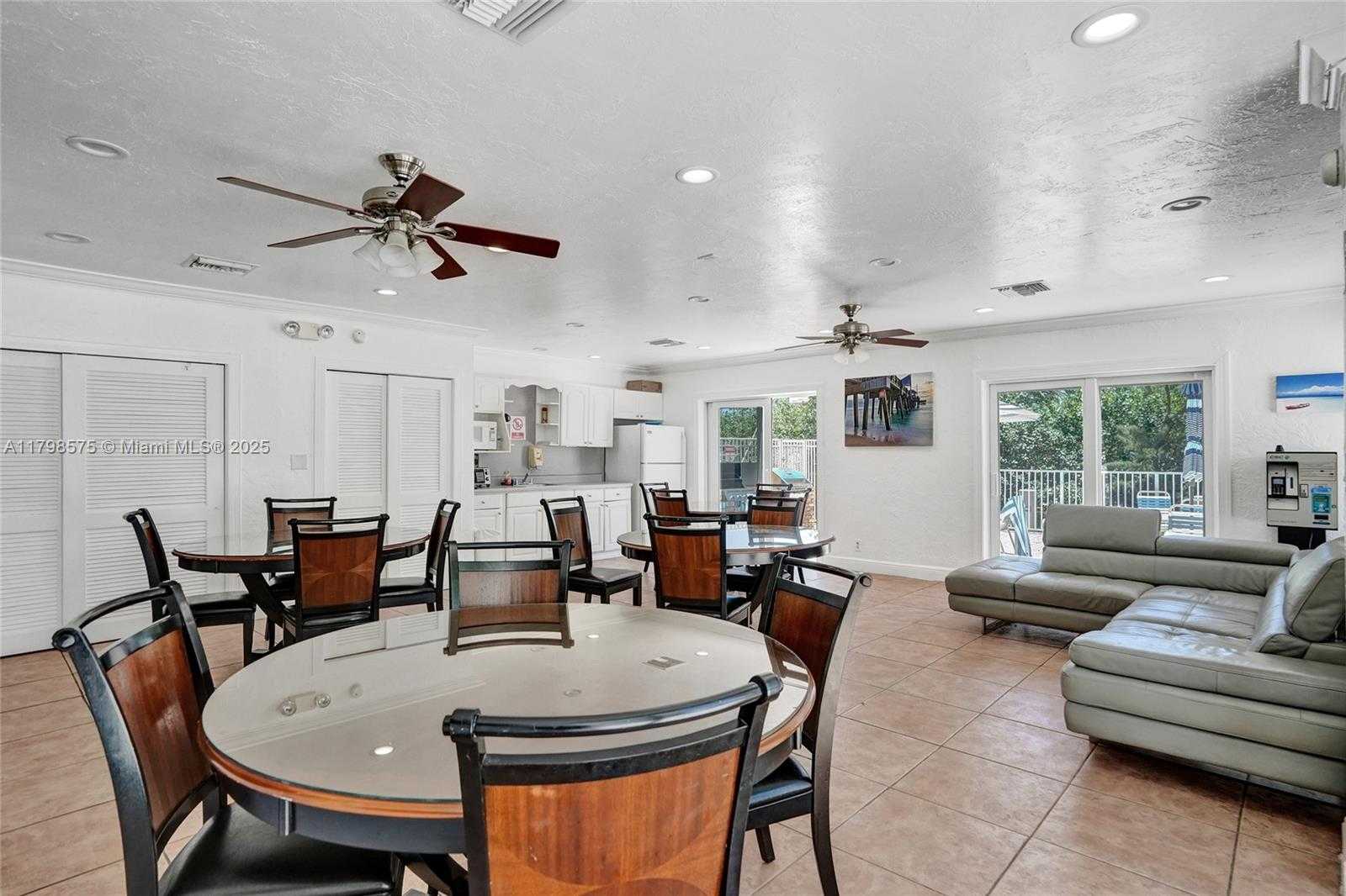 Small Image of 2840 NORTH EAST 14TH ST CSWY #408A, Pompano Beach Number 25
