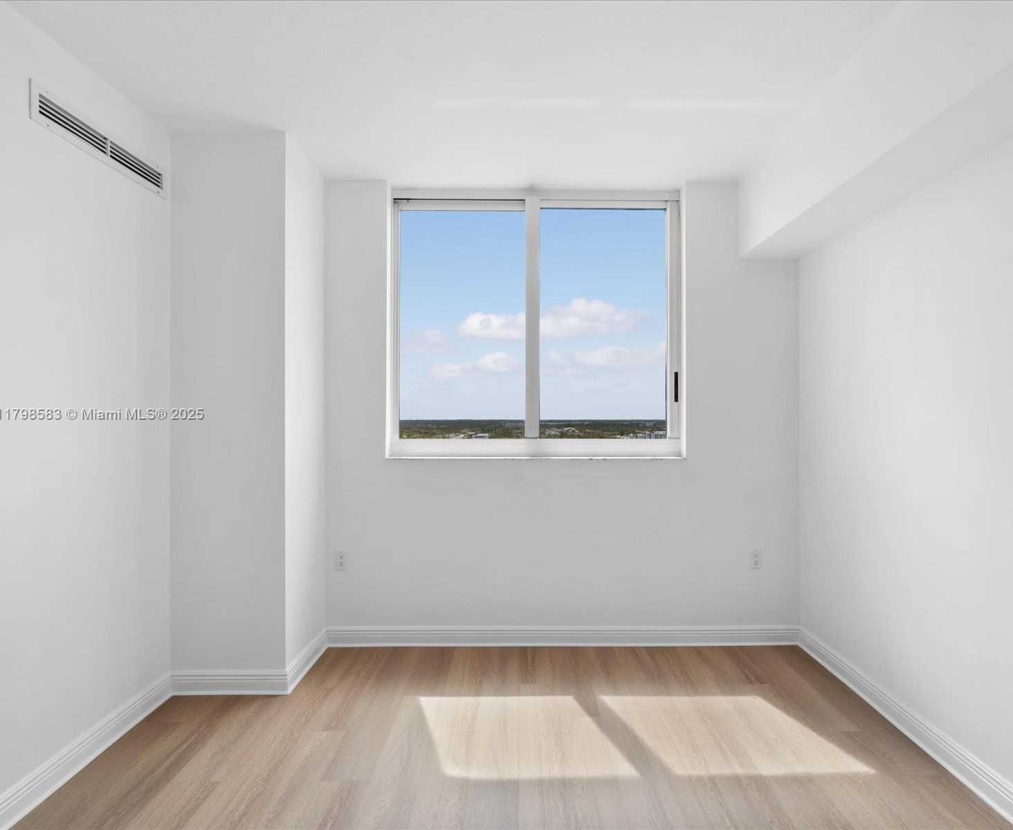 Small Image of 1745 EAST HALLANDALE BEACH BLVD #2007W, Hallandale Beach Number 30