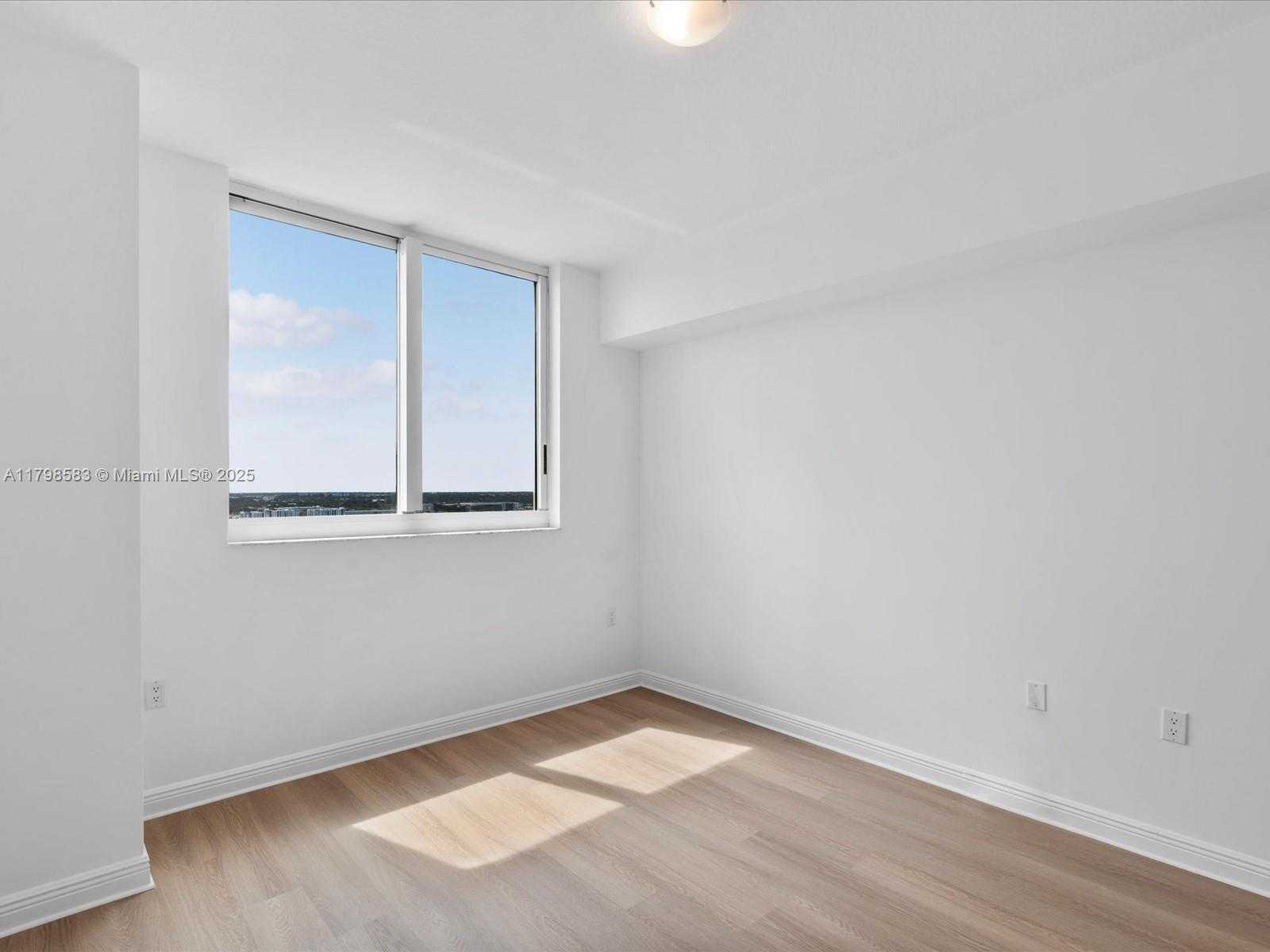 Small Image of 1745 EAST HALLANDALE BEACH BLVD #2007W, Hallandale Beach Number 33
