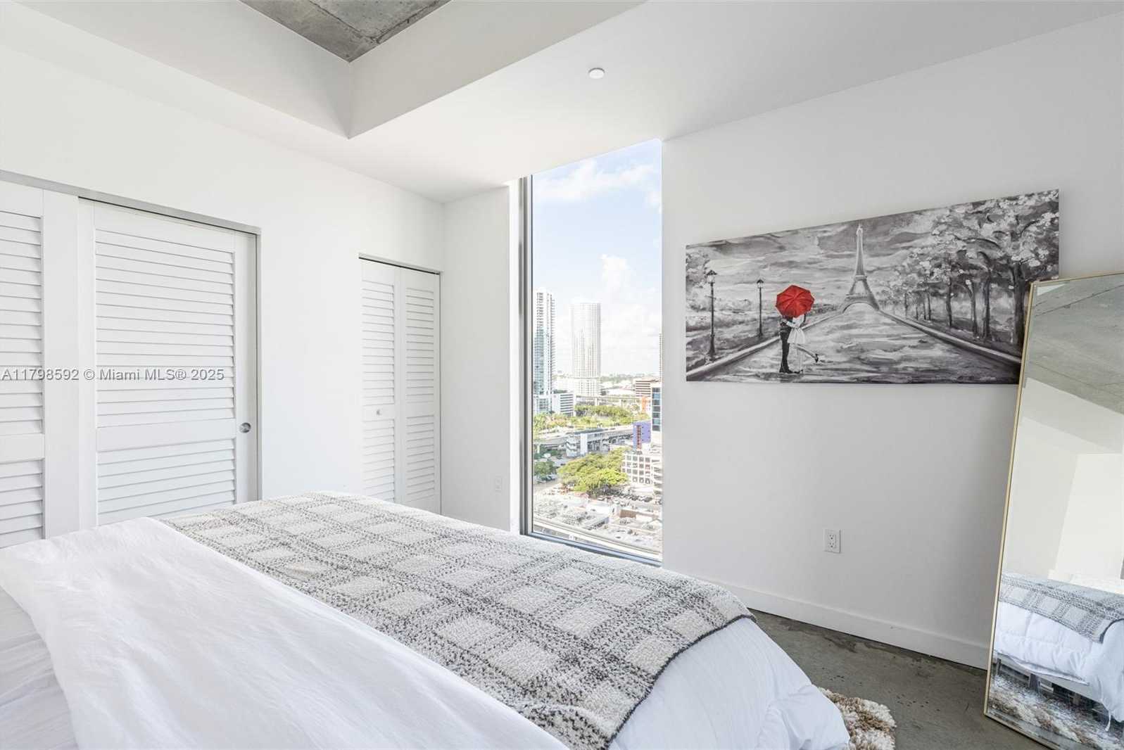 Small Image of 151 SOUTH EAST 1ST ST #1610, Miami Number 13