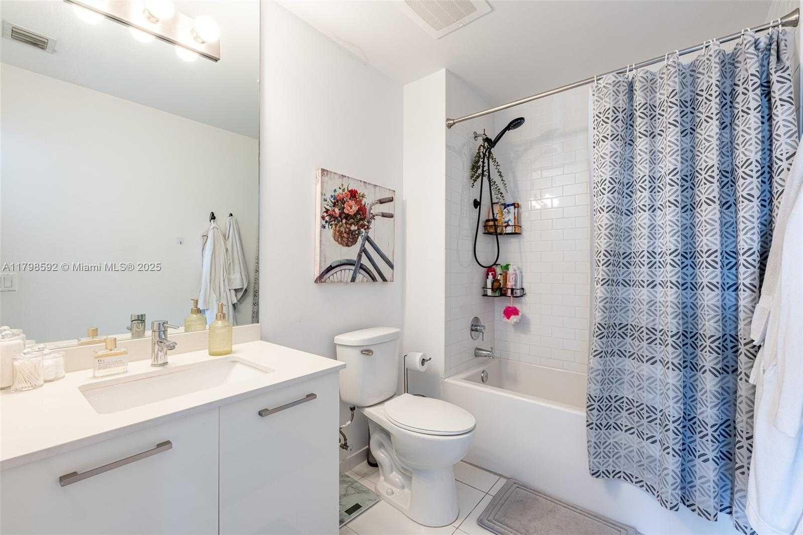 Small Image of 151 SOUTH EAST 1ST ST #1610, Miami Number 16