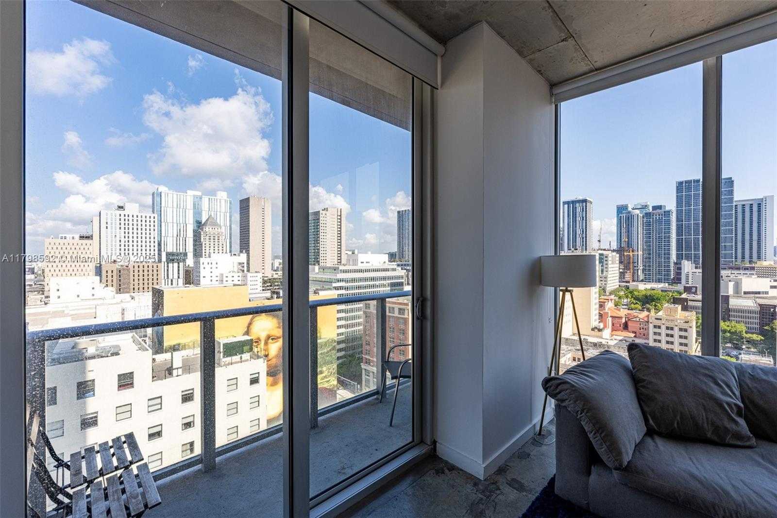 Small Image of 151 SOUTH EAST 1ST ST #1610, Miami Number 17