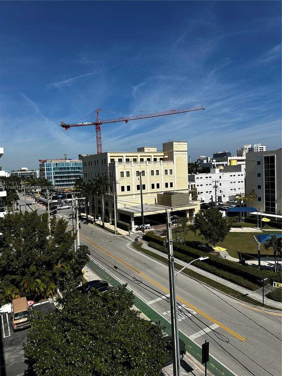 Small Image of 9500 WEST BAY HARBOR DR #6F, Bay Harbor Islands Number 4