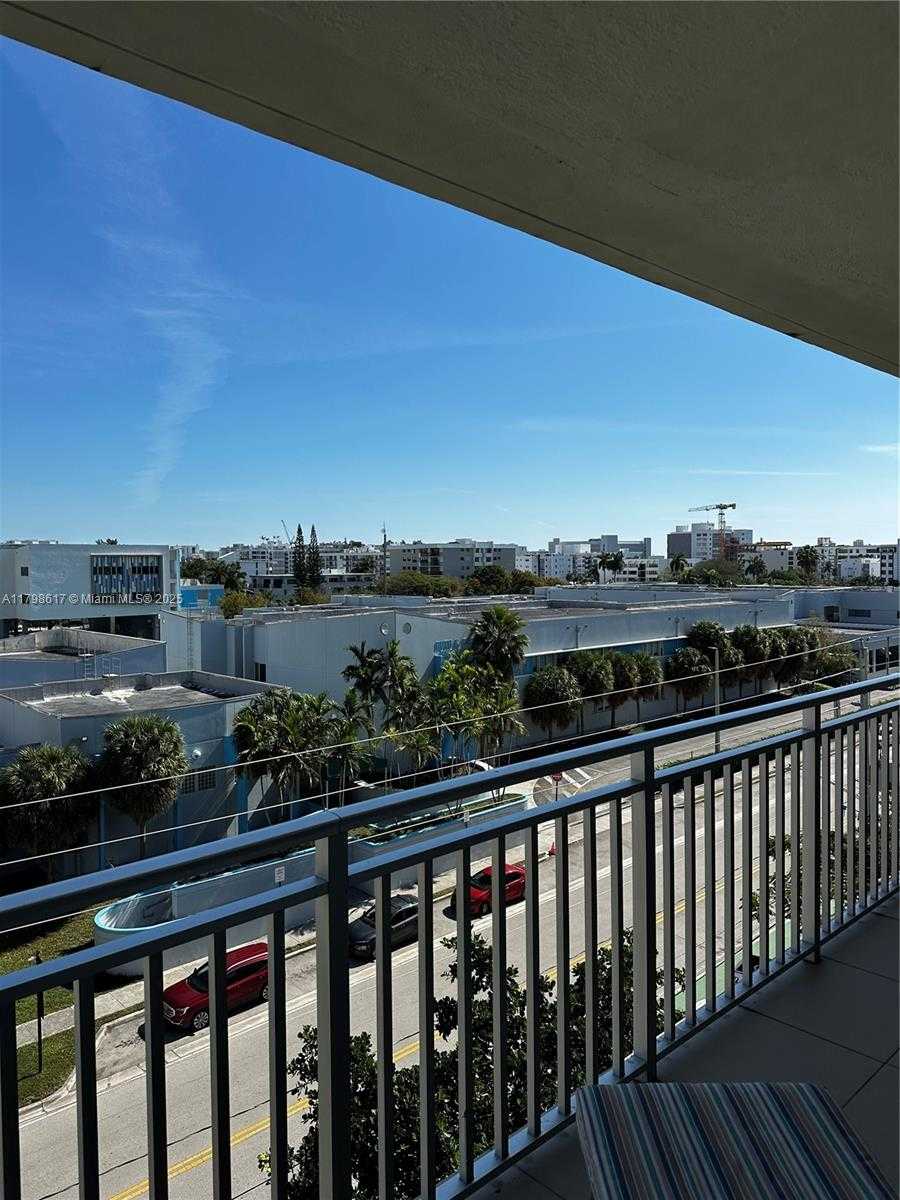 Small Image of 9500 WEST BAY HARBOR DR #6F, Bay Harbor Islands Number 7