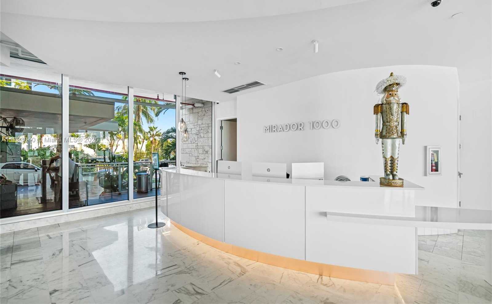 Small Image of 1000 WEST AVE #308, Miami Beach Number 20