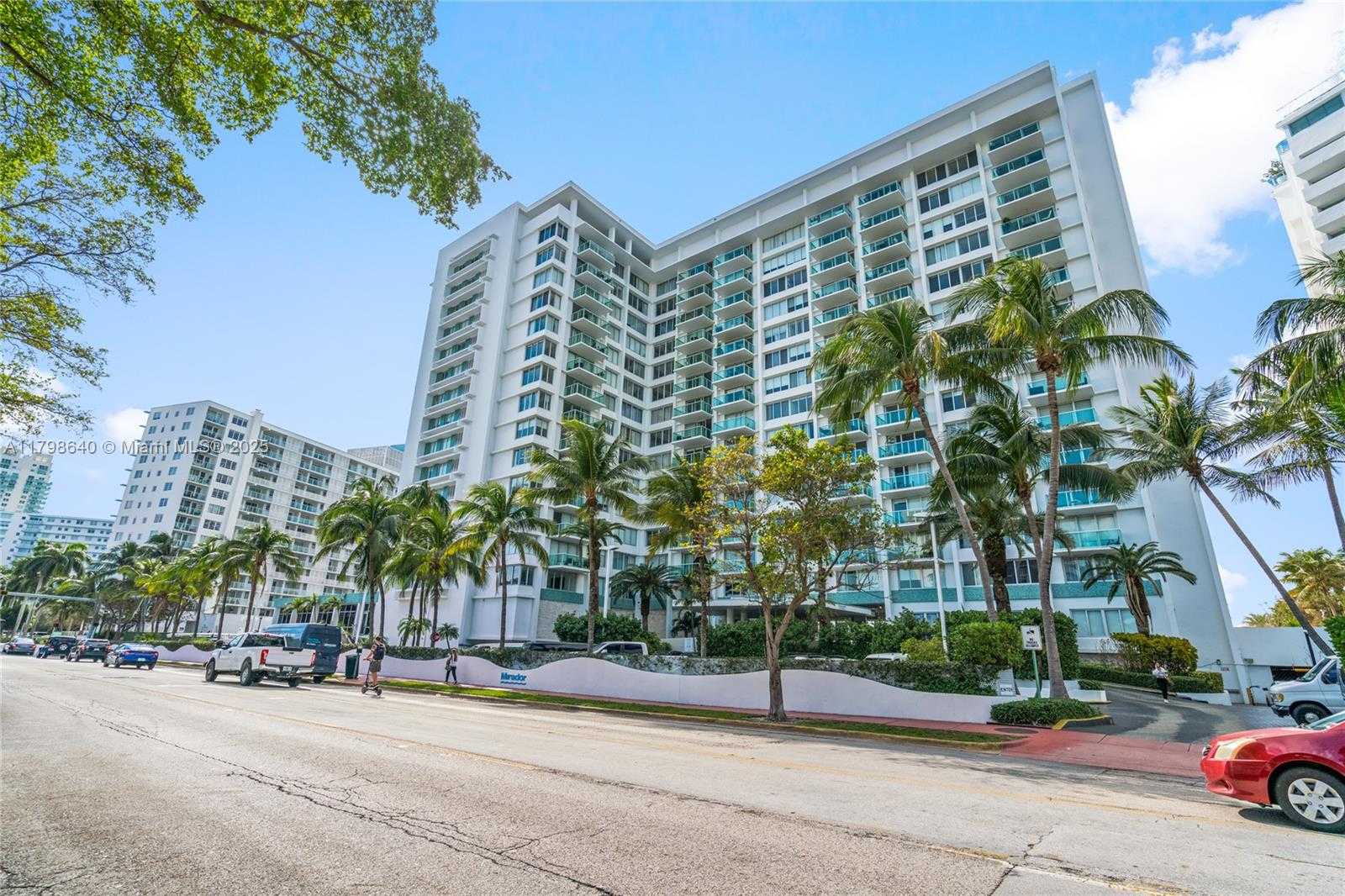 Small Image of 1000 WEST AVE #308, Miami Beach Number 24