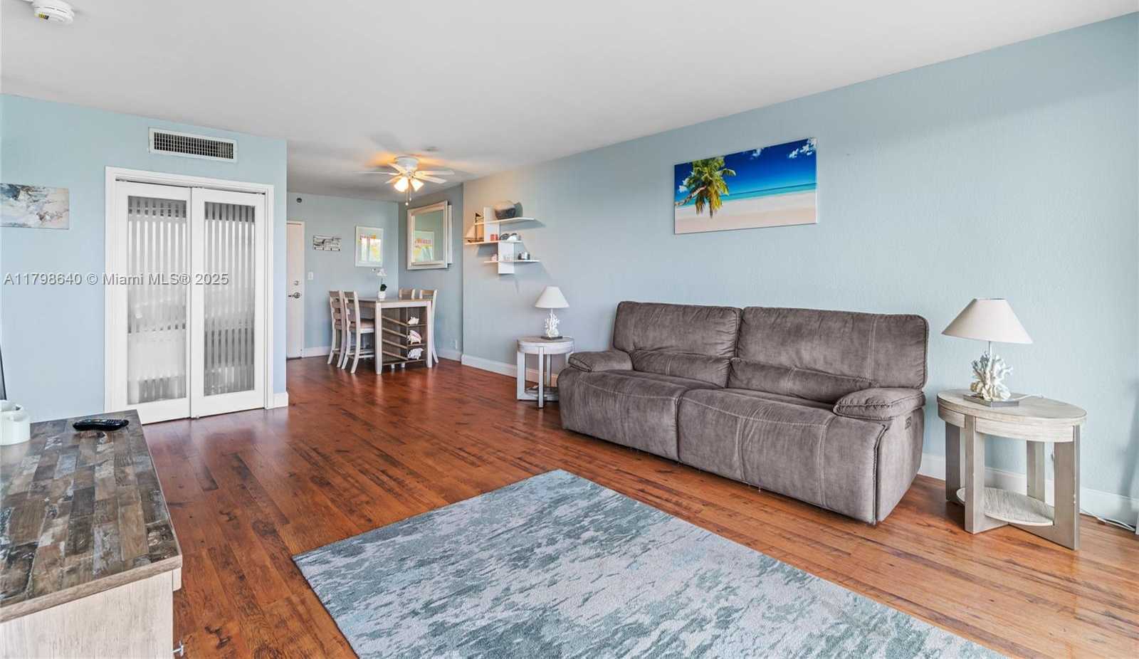 Small Image of 1000 WEST AVE #308, Miami Beach Number 5