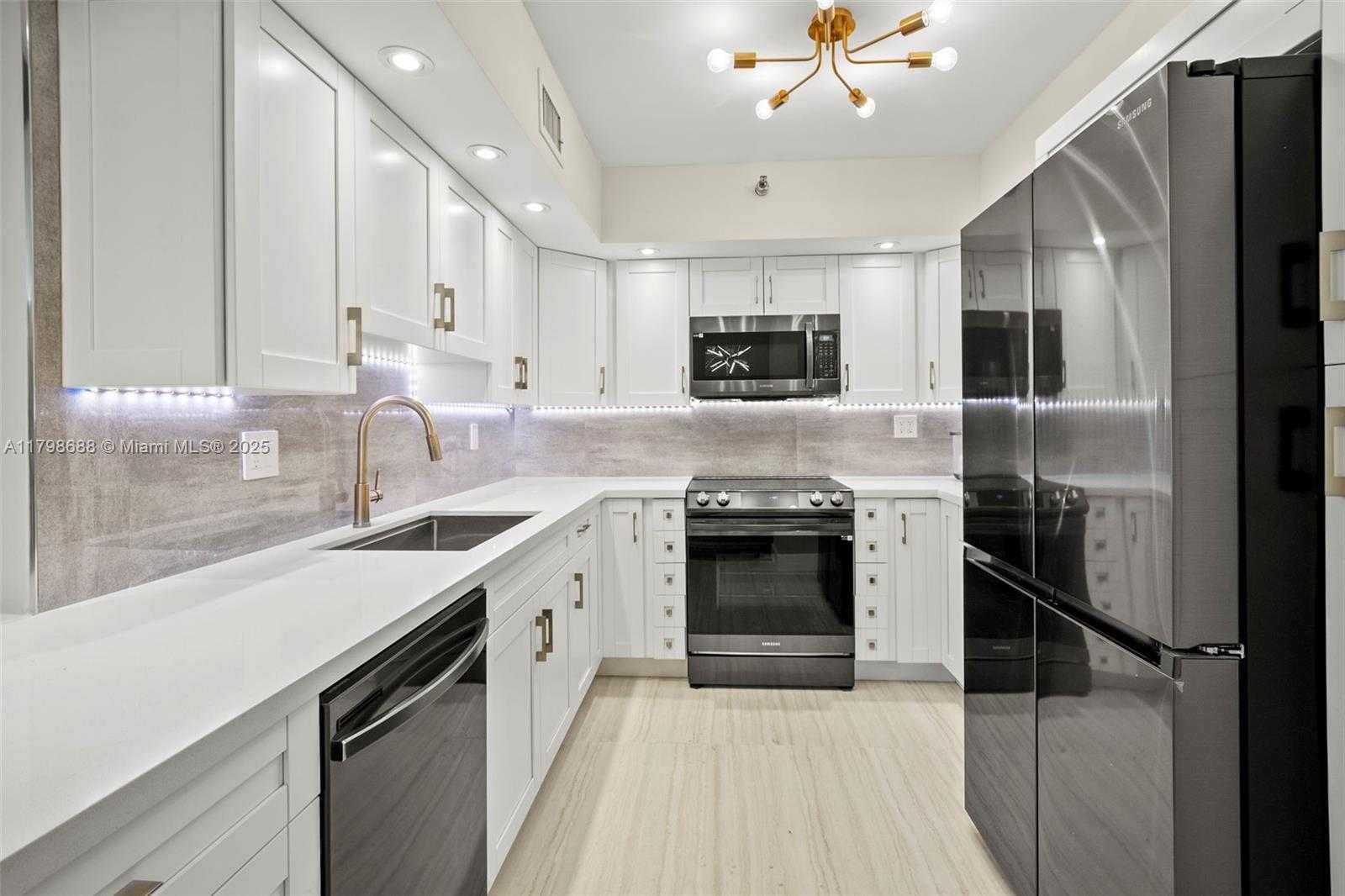 Small Image of 19101 NORTH EAST 36TH CT #203, Aventura Number 8