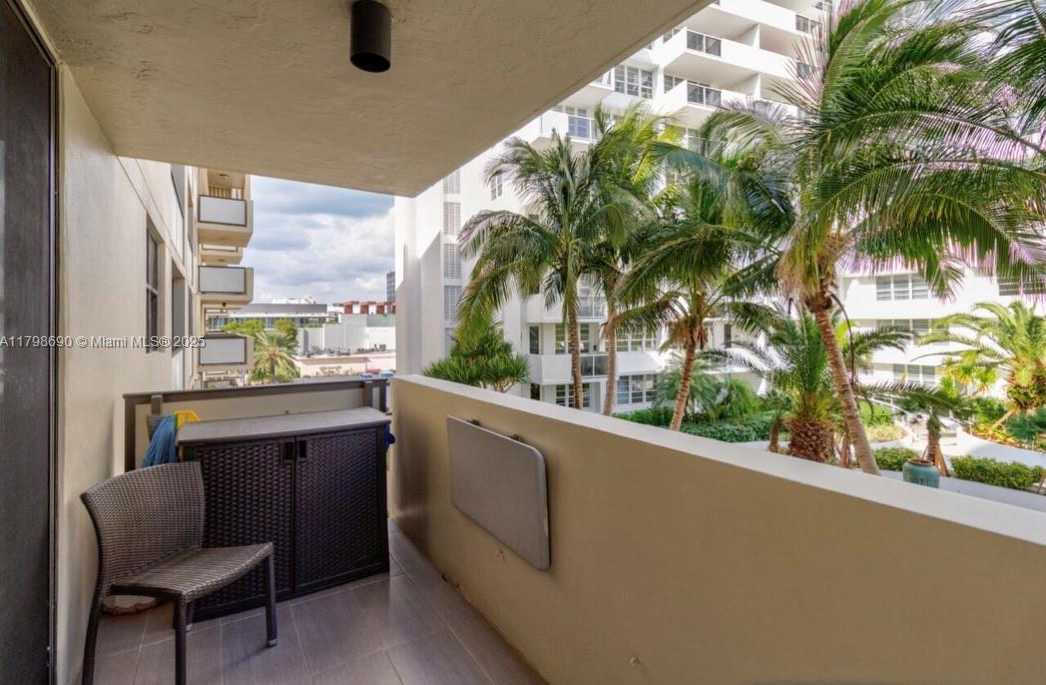 Small Image of 1623 COLLINS AVE #509, Miami Beach Number 18
