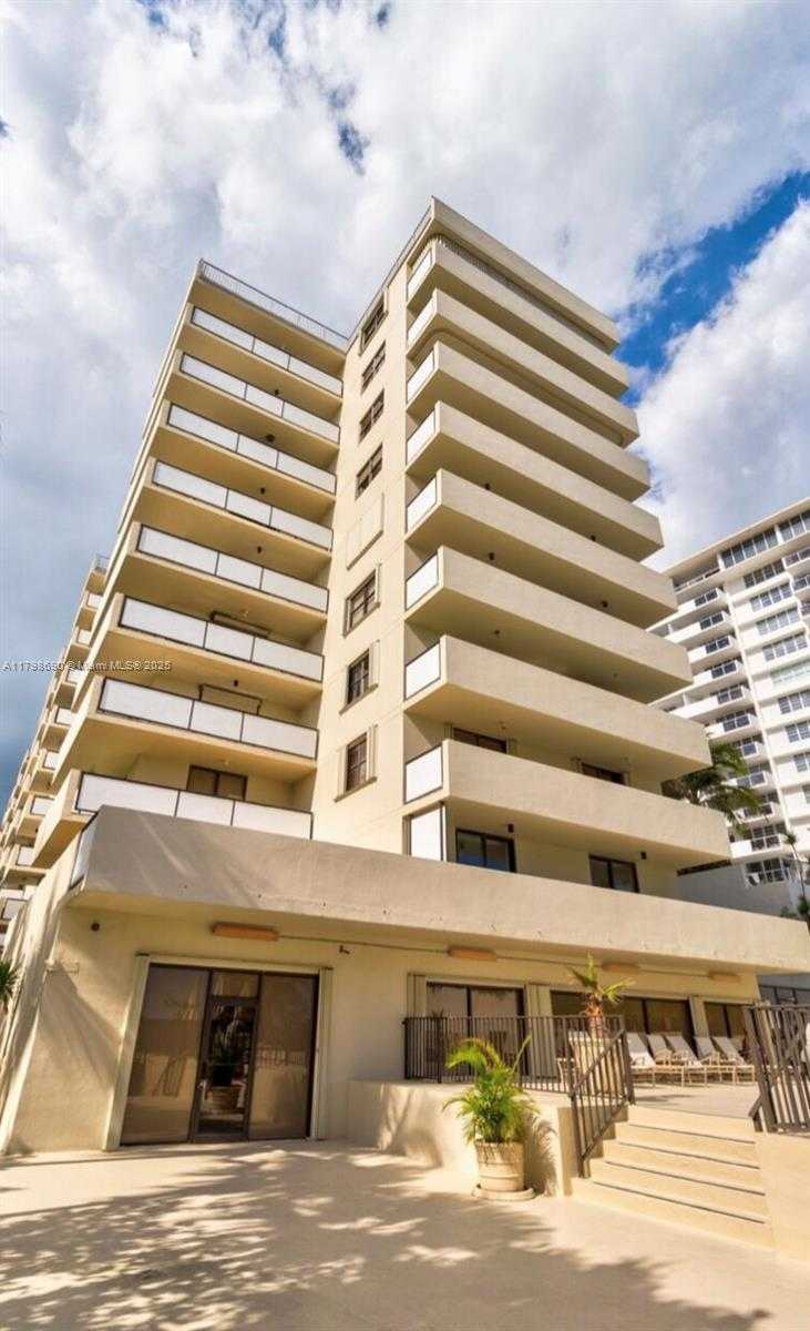 Small Image of 1623 COLLINS AVE #509, Miami Beach Number 26