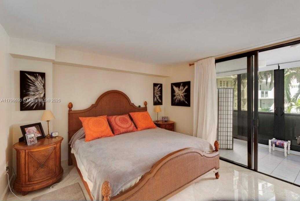 Small Image of 1623 COLLINS AVE #509, Miami Beach Number 9