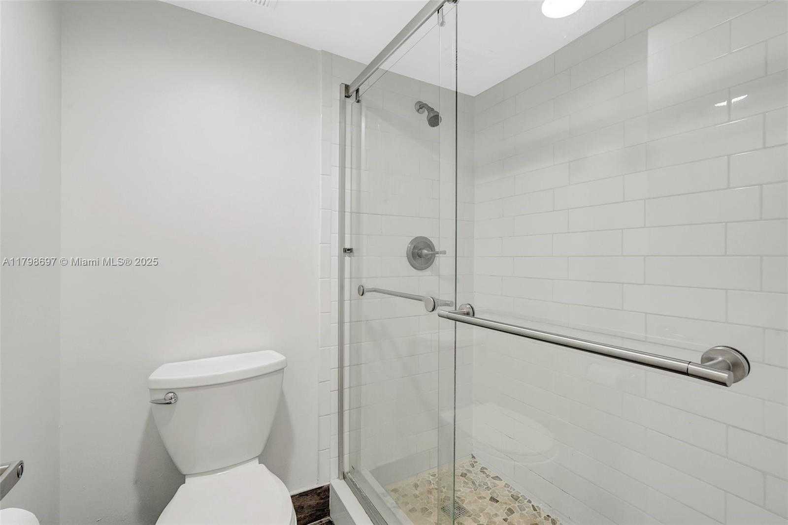 Small Image of 3350 NORTH EAST 192 ST #3G-B, Aventura Number 20