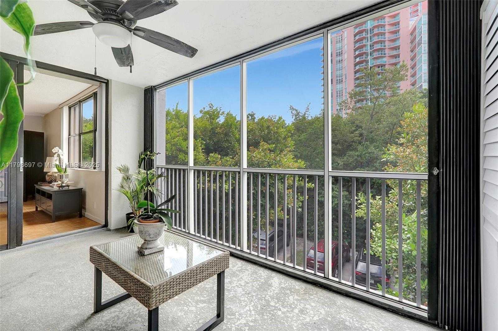 Small Image of 3350 NORTH EAST 192 ST #3G-B, Aventura Number 25