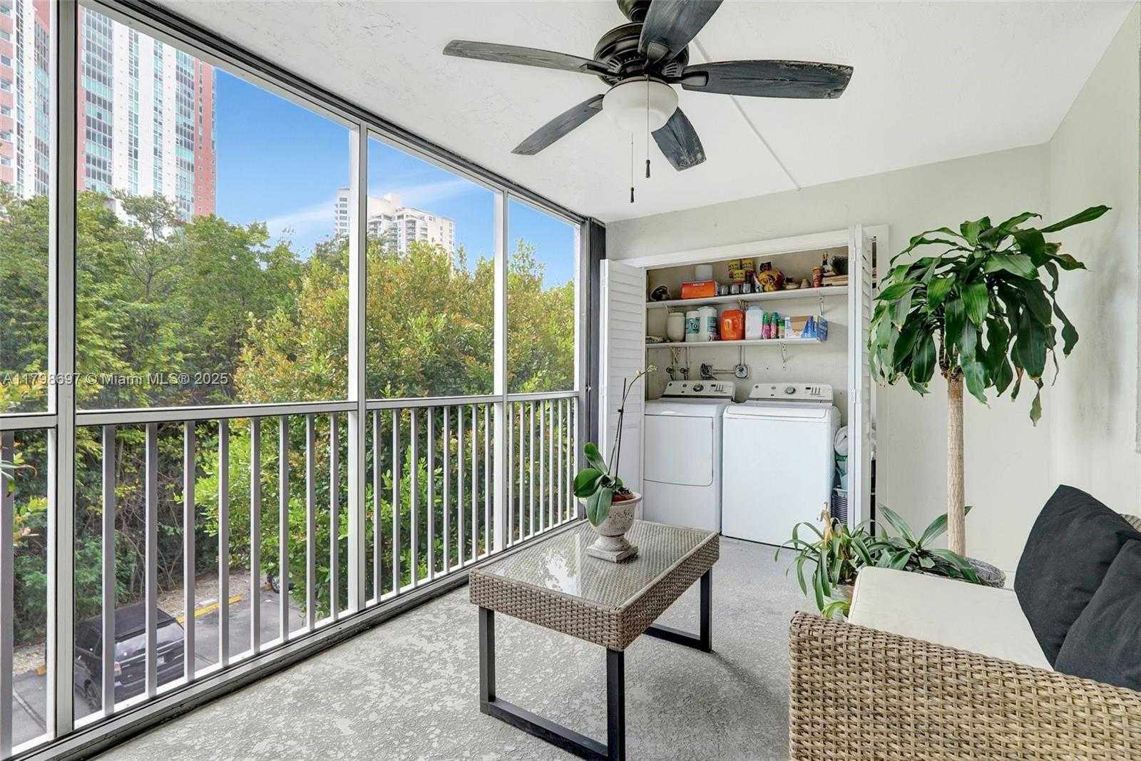 Small Image of 3350 NORTH EAST 192 ST #3G-B, Aventura Number 27