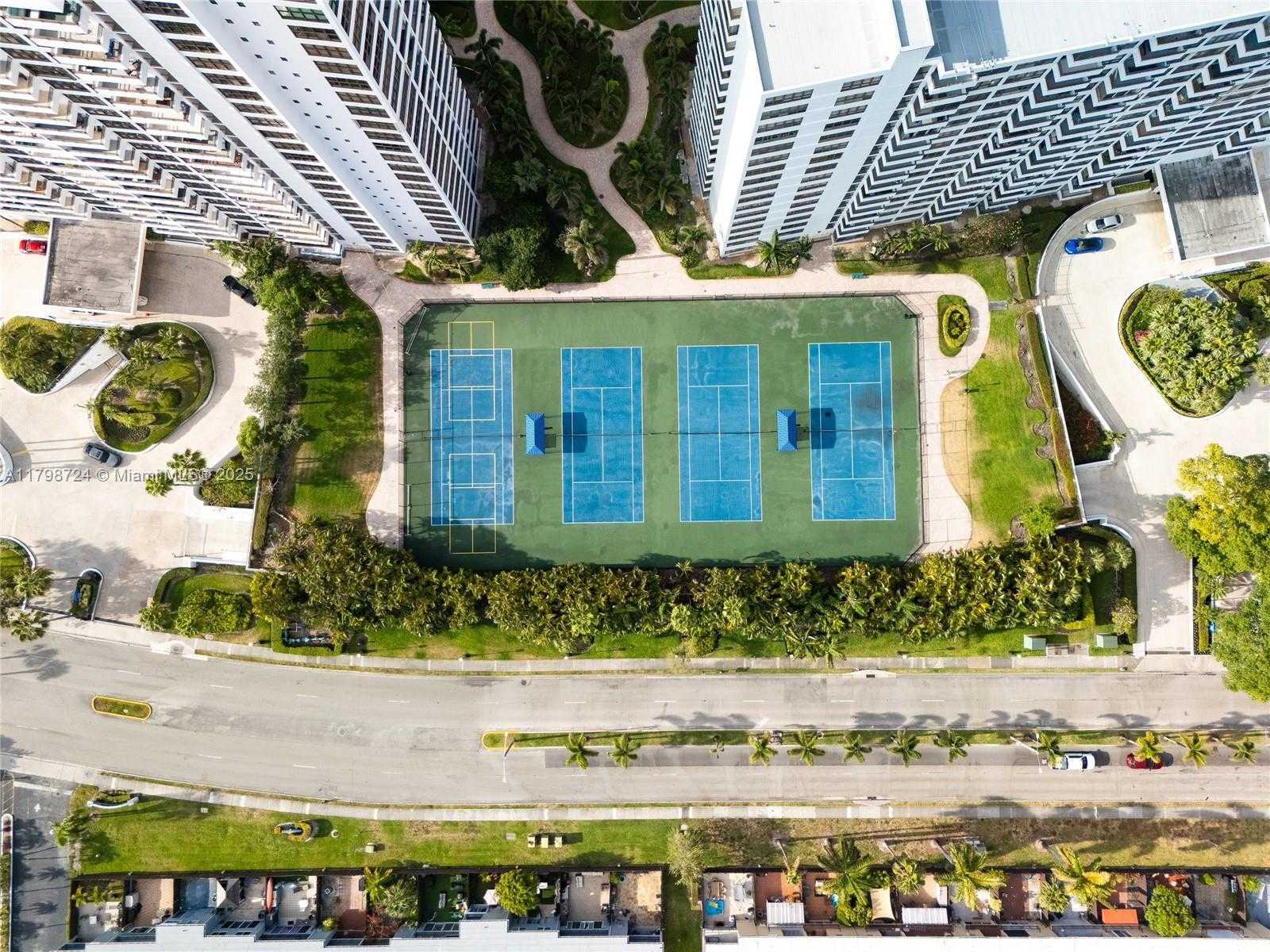 Small Image of 500 THREE ISLANDS BLVD #801, Hallandale Beach Number 34