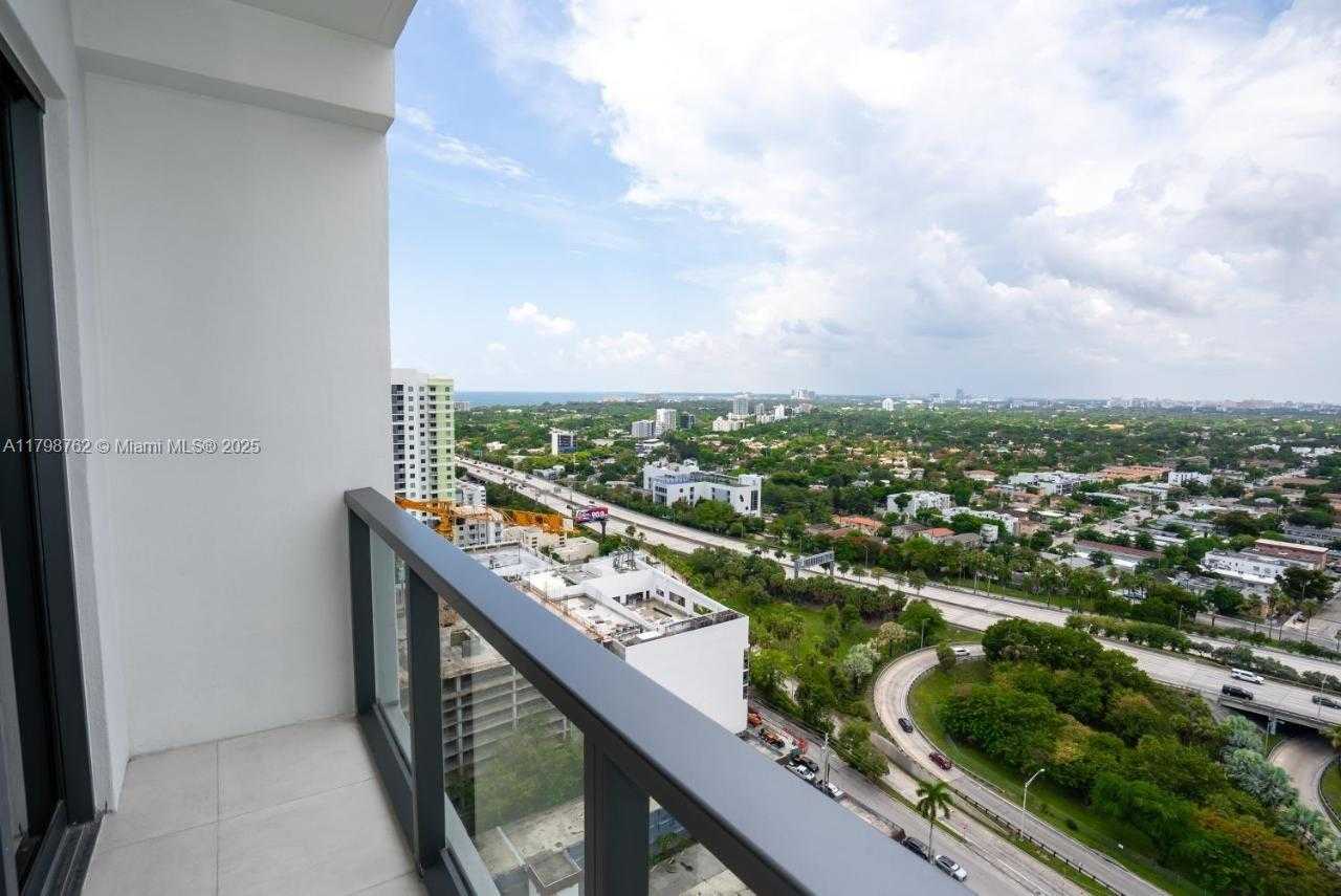 Small Image of 229 SOUTH WEST 9TH ST #404, Miami Number 3