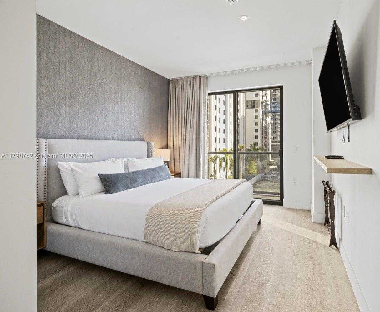 Small Image of 229 SOUTH WEST 9TH ST #404, Miami Number 4