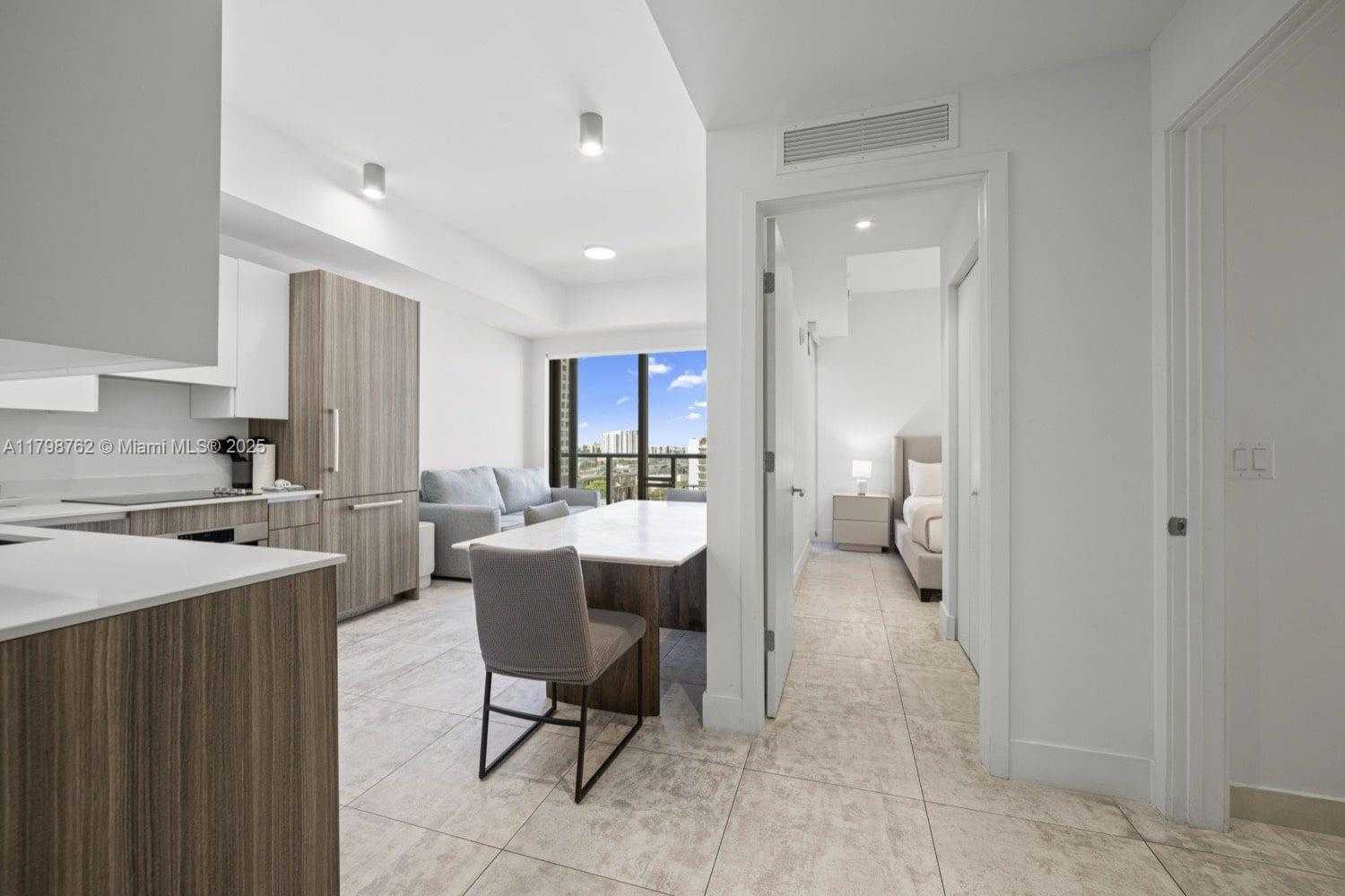 Small Image of 229 SOUTH WEST 9TH ST #404, Miami Number 5
