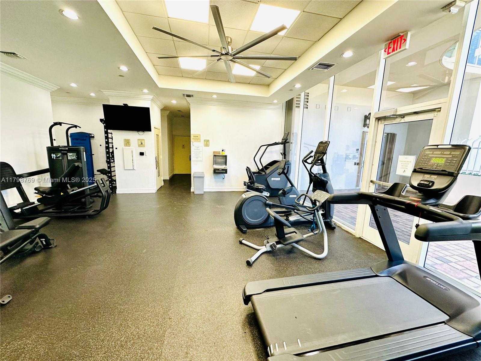 Small Image of 8855 COLLINS AVE #7H, Surfside Number 42