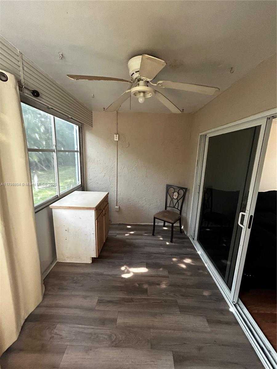 Small Image of 3060 HOLIDAY SPRINGS BLVD #104, Margate Number 7