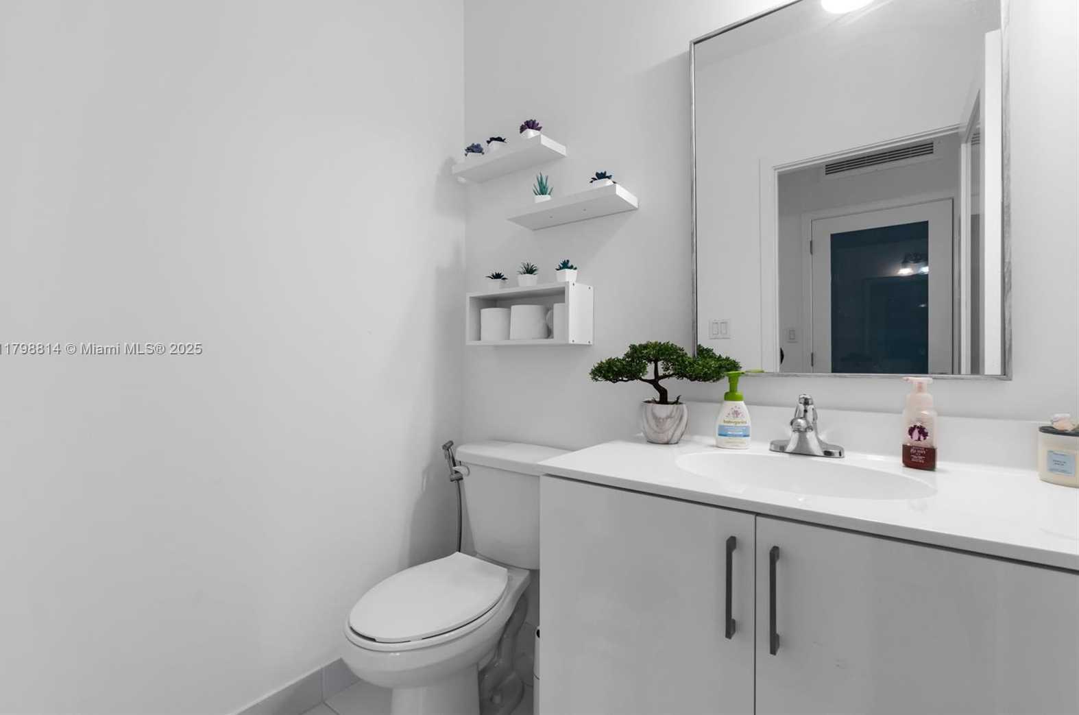 Small Image of 15540 SOUTH WEST 136TH ST #212, Miami Number 12
