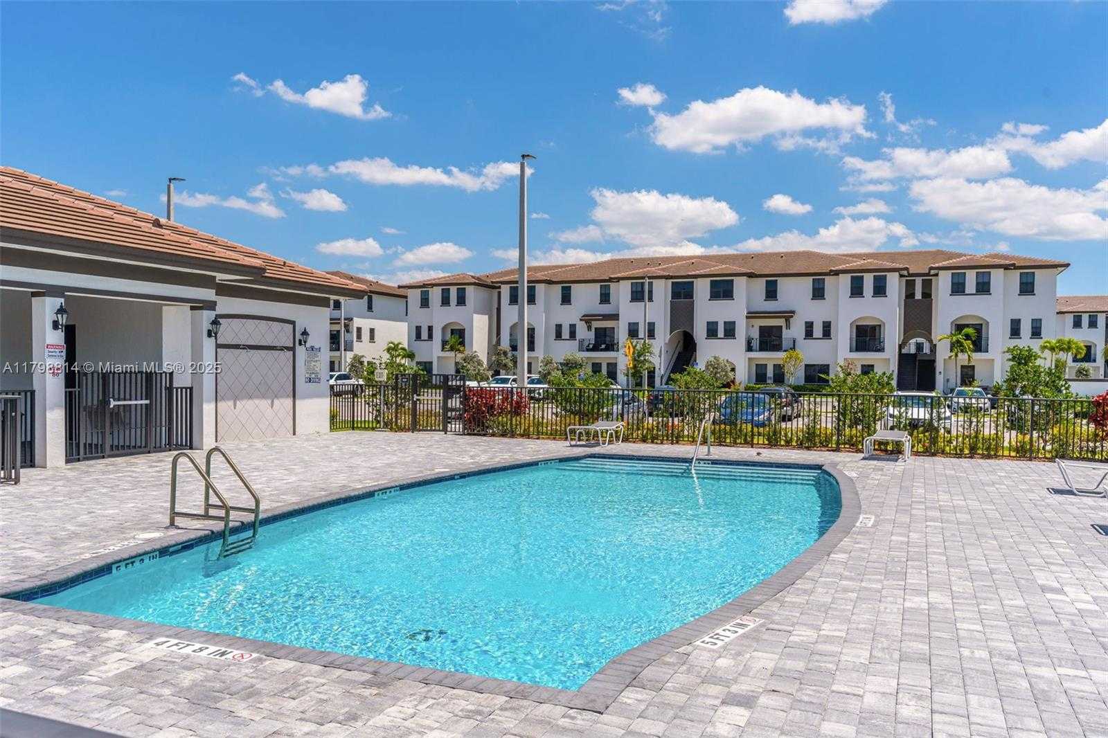 Small Image of 15540 SOUTH WEST 136TH ST #212, Miami Number 26