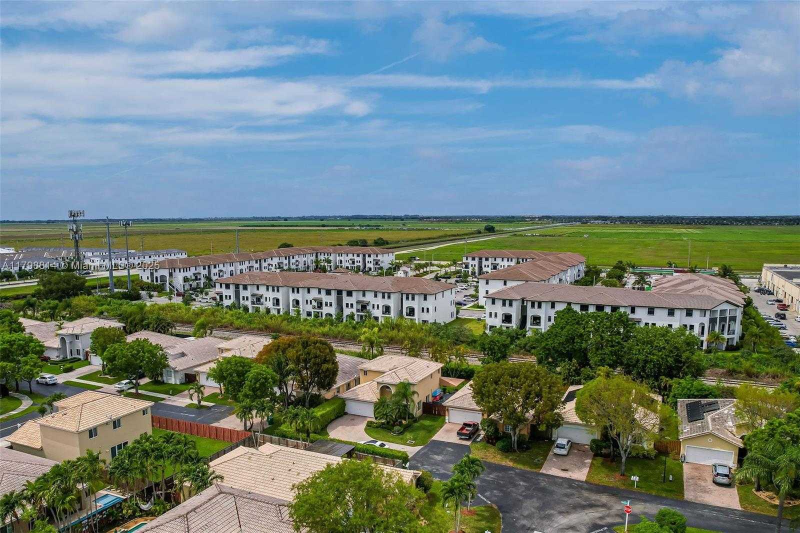 Small Image of 15540 SOUTH WEST 136TH ST #212, Miami Number 28