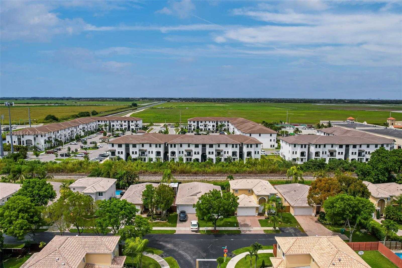 Small Image of 15540 SOUTH WEST 136TH ST #212, Miami Number 29