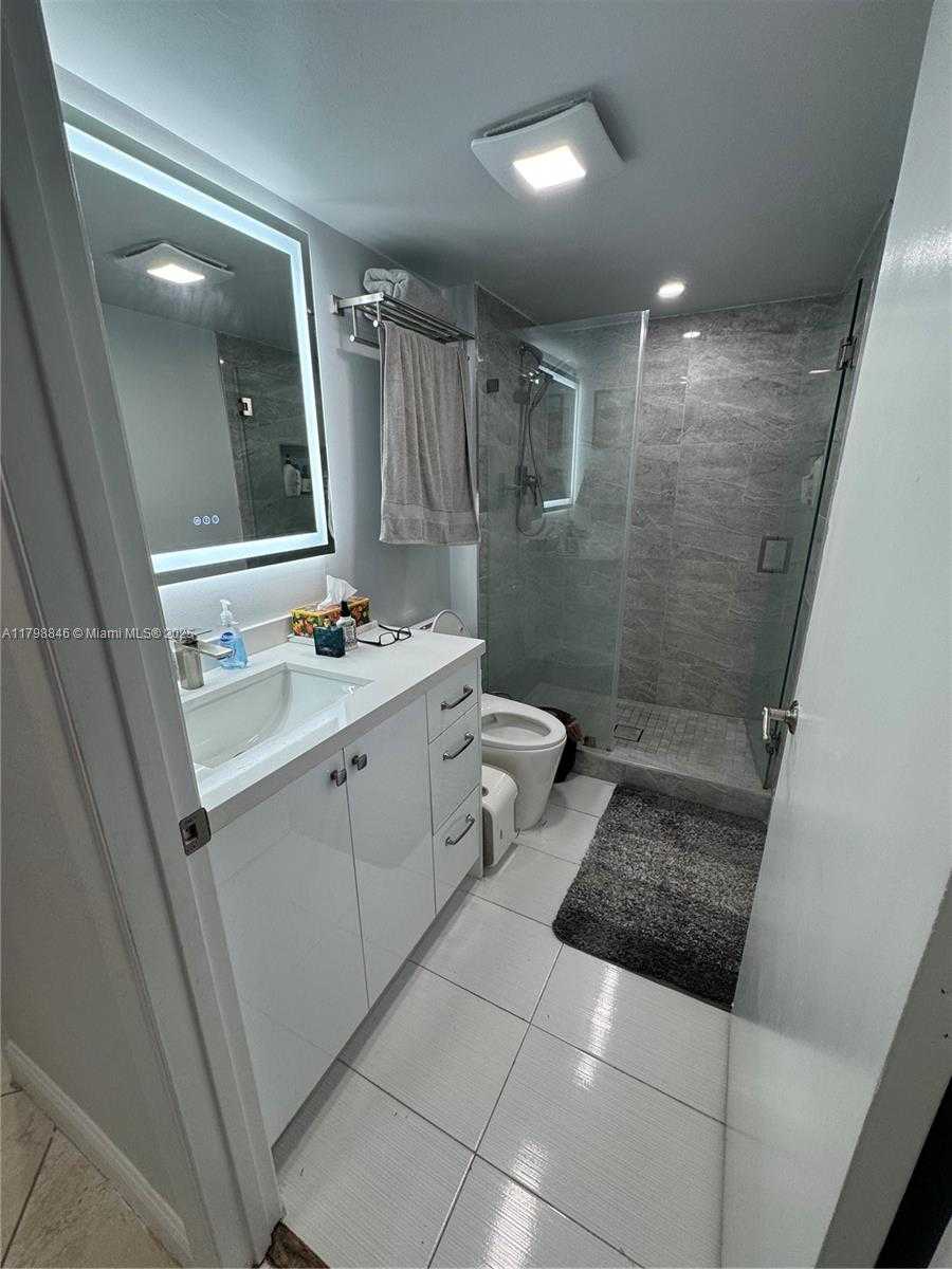 Small Image of 20355 NORTH EAST 34TH CT #428, Aventura Number 14