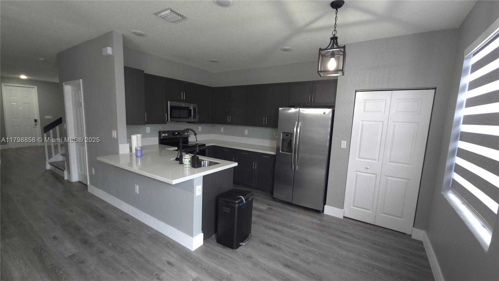 Small Image of 3431 WEST 106TH TER, Hialeah Number 14
