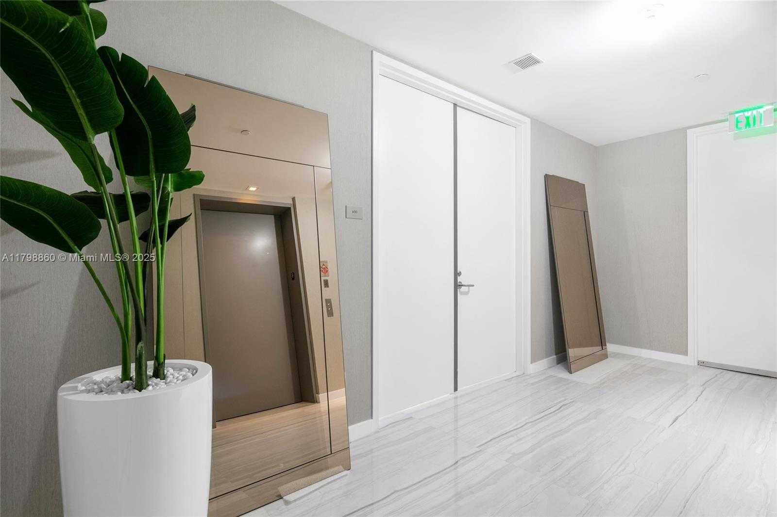 Small Image of 18975 COLLINS AVE #600, Sunny Isles Beach Number 22