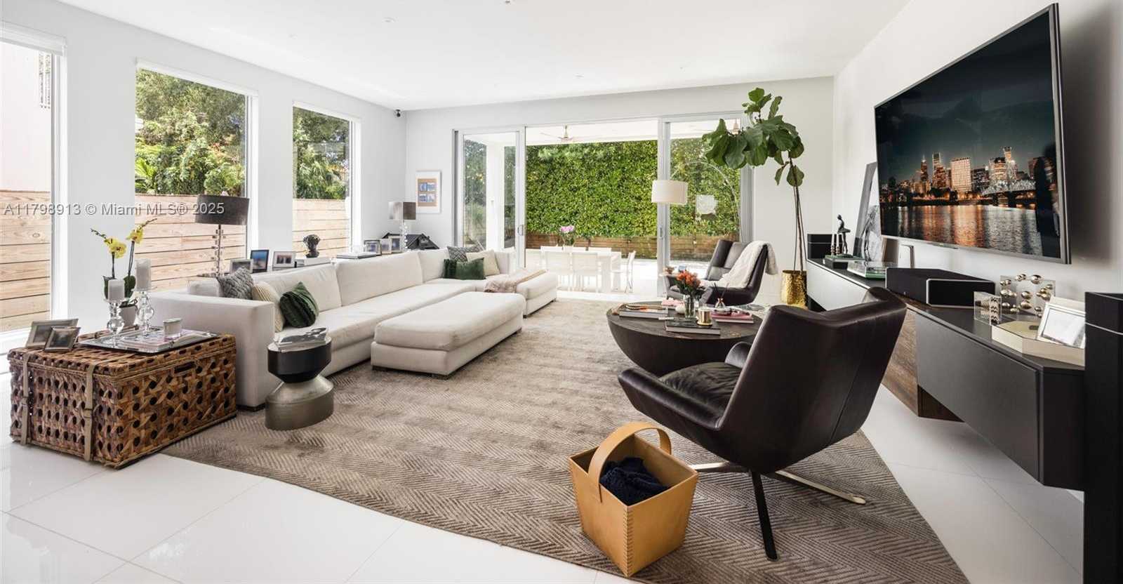 Small Image of 2916 CATALINA ST #2916, Coconut Grove Number 10