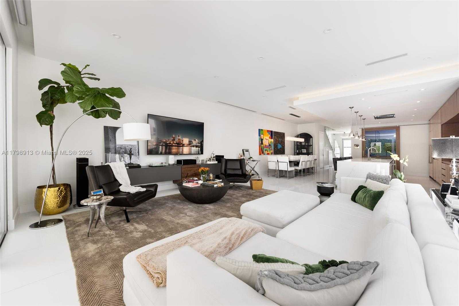 Small Image of 2916 CATALINA ST #2916, Coconut Grove Number 13