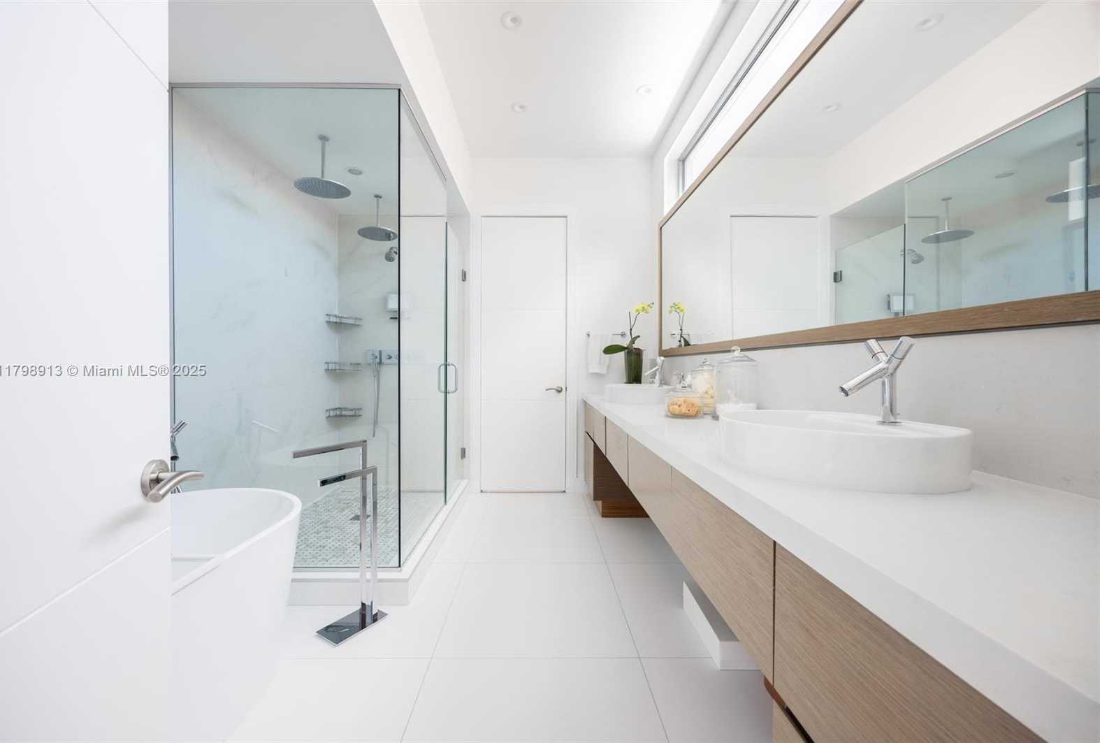 Small Image of 2916 CATALINA ST #2916, Coconut Grove Number 28