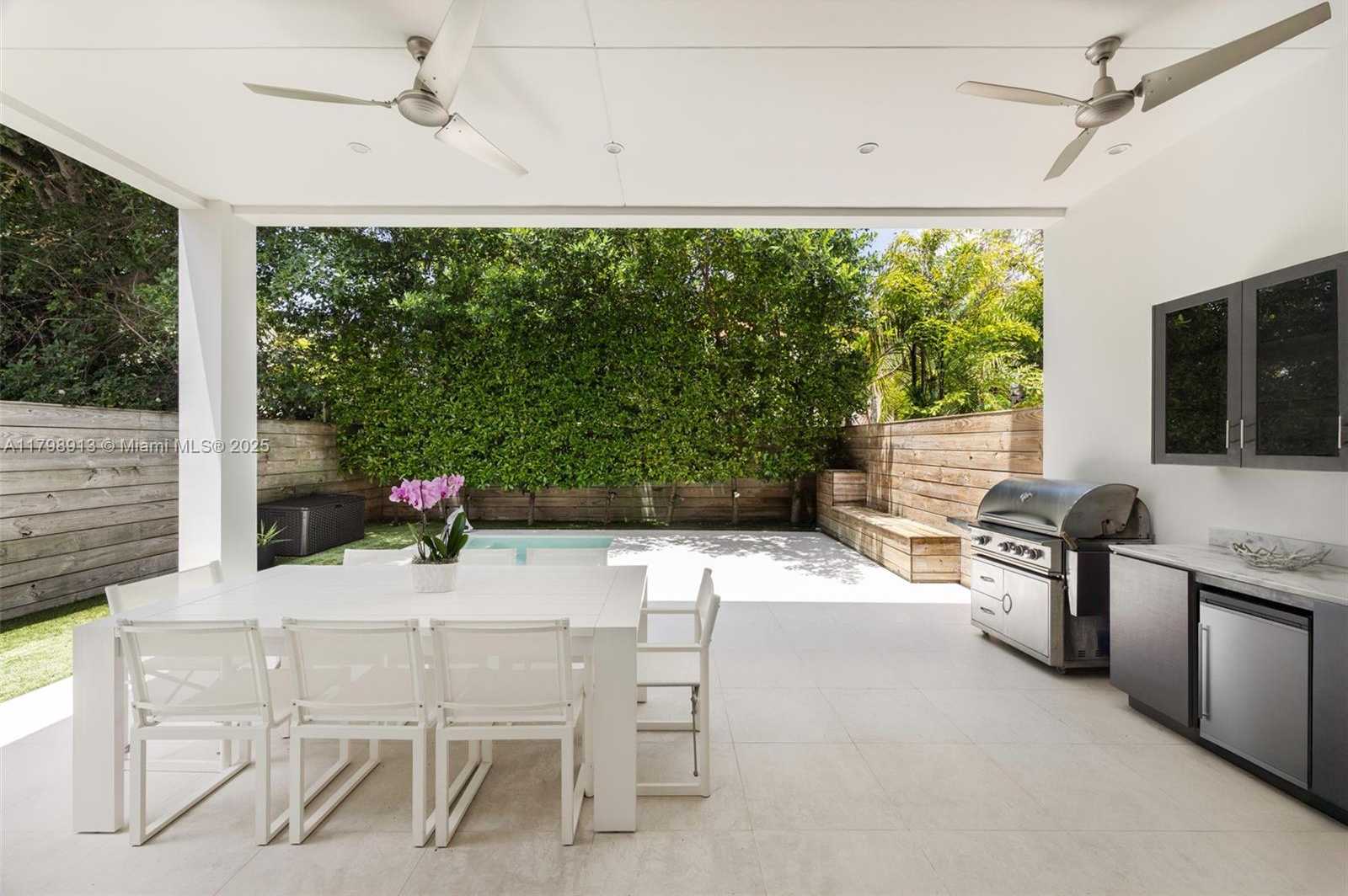Small Image of 2916 CATALINA ST #2916, Coconut Grove Number 30