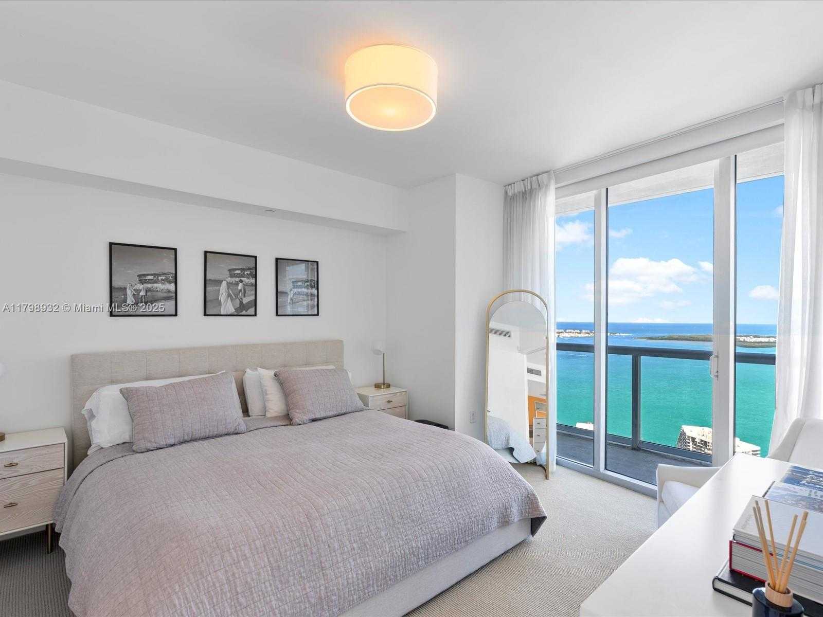 Small Image of 475 BRICKELL AVE #5507, Miami Number 13