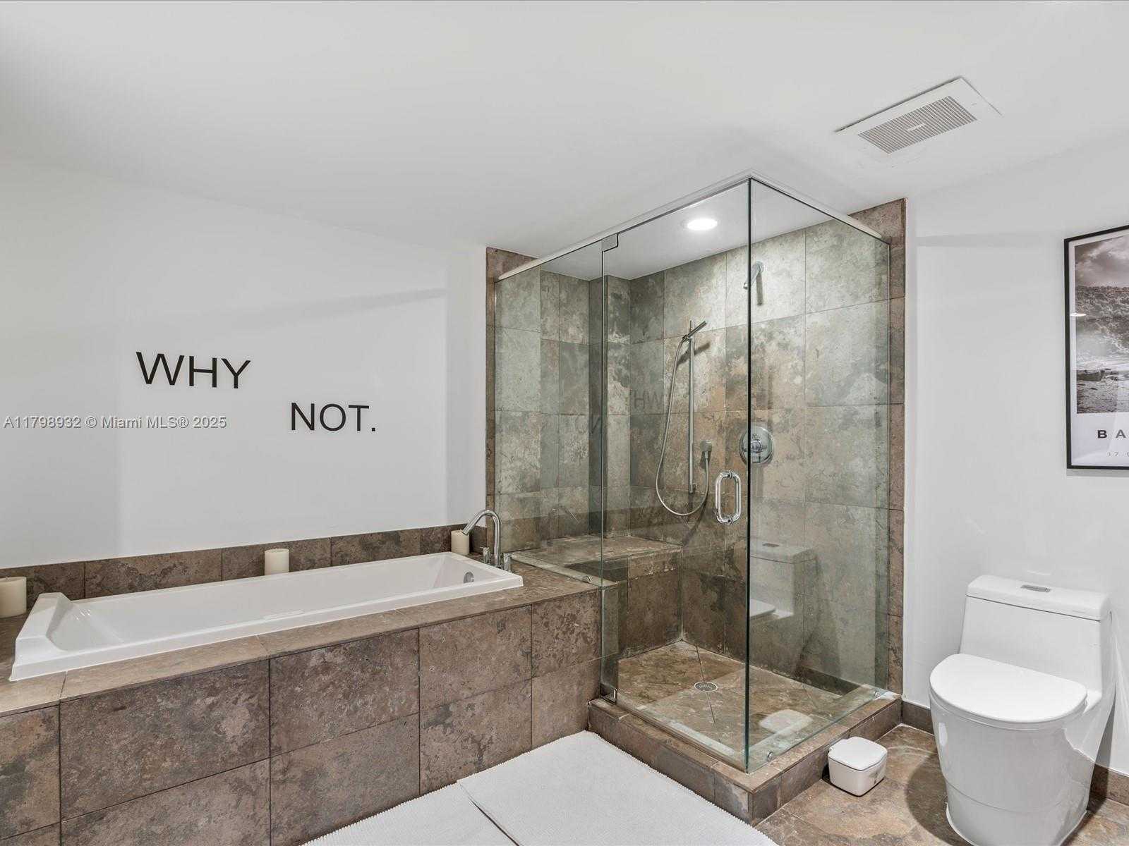 Small Image of 475 BRICKELL AVE #5507, Miami Number 23
