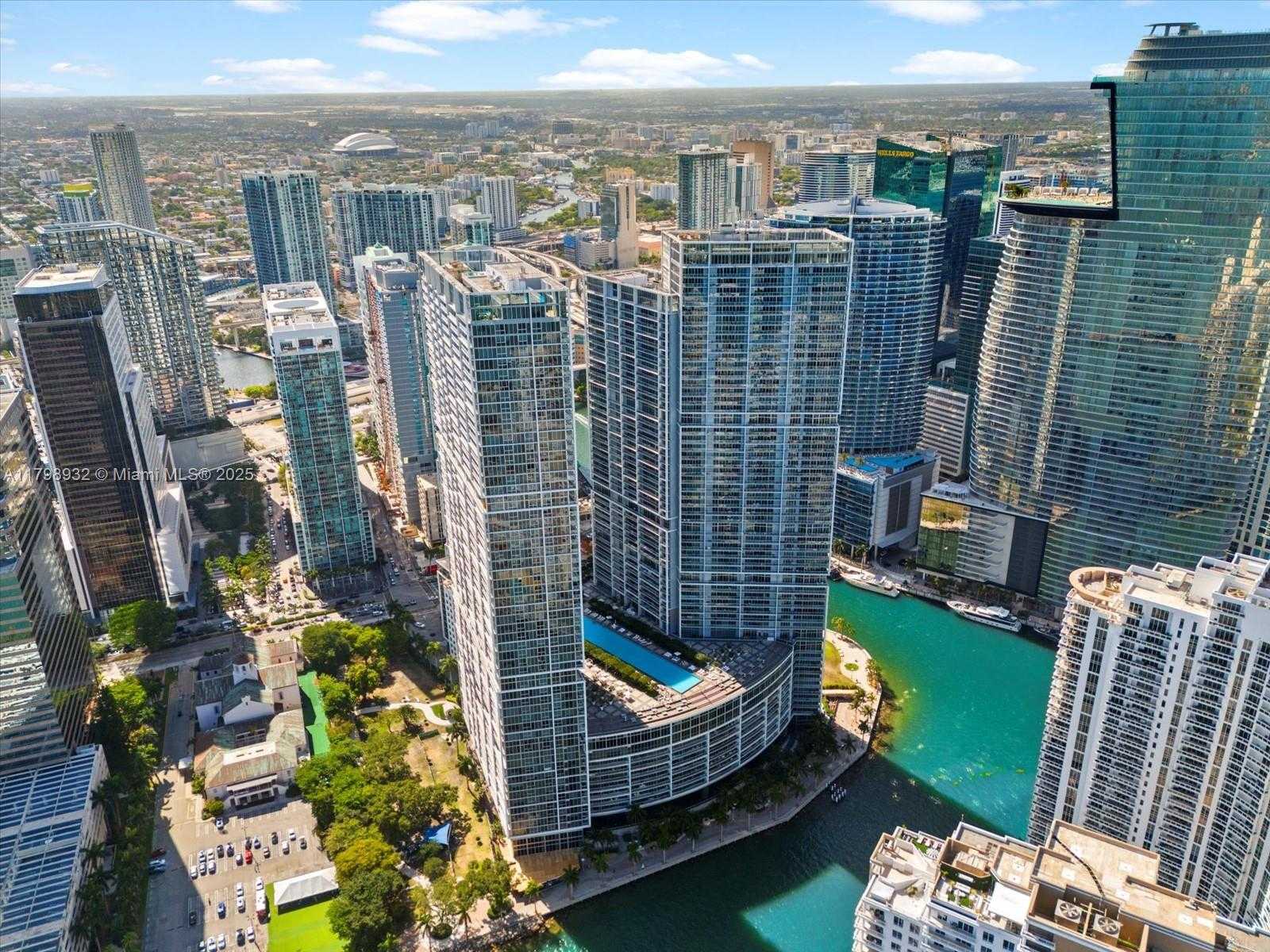 Small Image of 475 BRICKELL AVE #5507, Miami Number 26