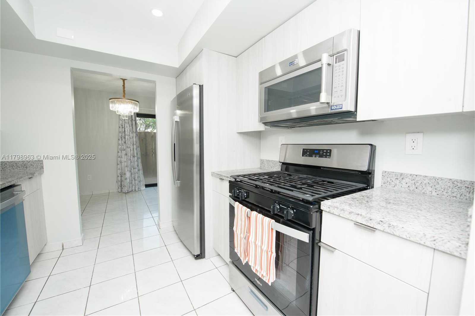 Small Image of 10945 SOUTH WEST 113TH PL #1B, Miami Number 16