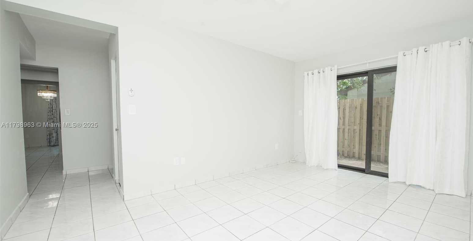 Small Image of 10945 SOUTH WEST 113TH PL #1B, Miami Number 21