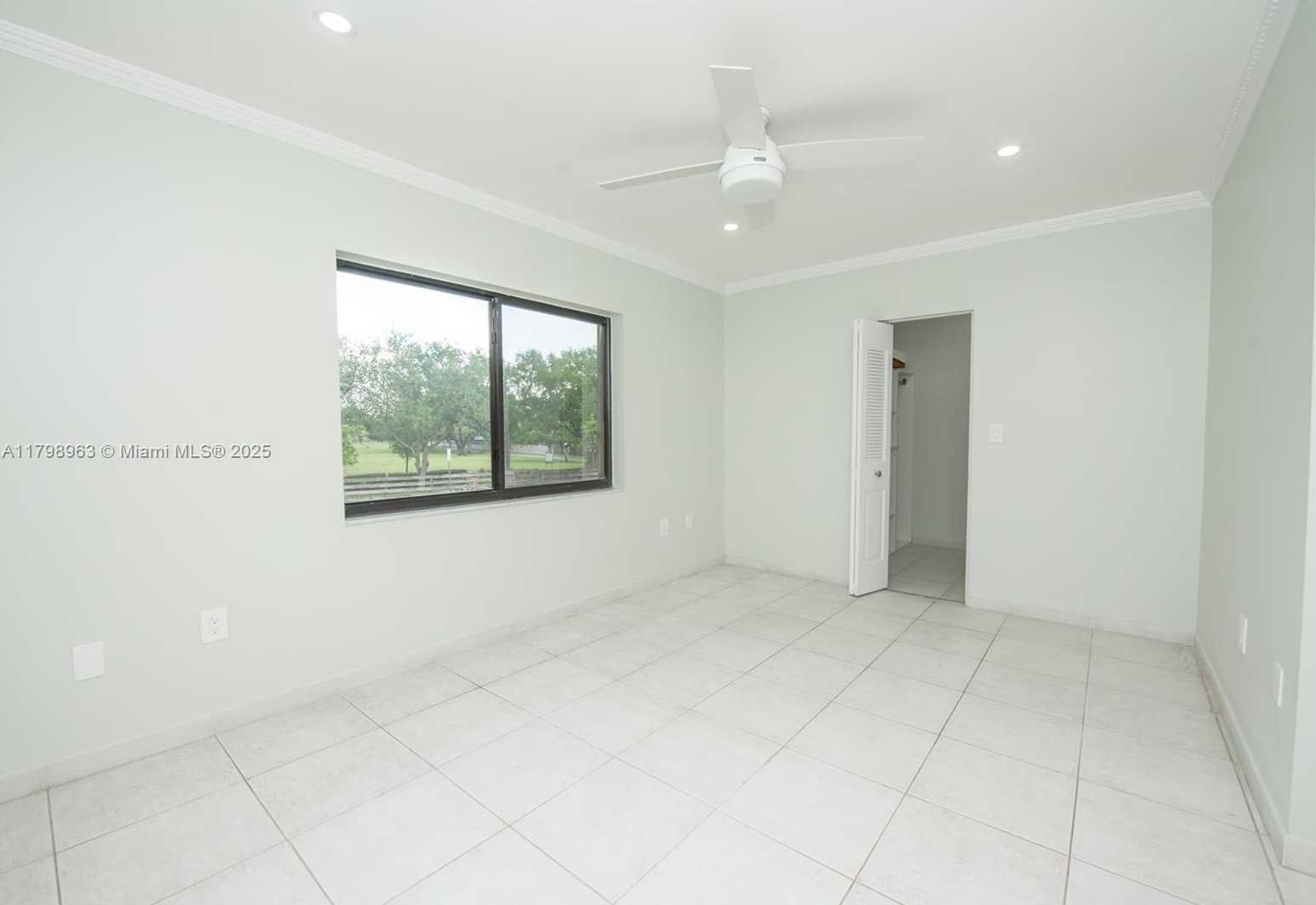 Small Image of 10945 SOUTH WEST 113TH PL #1B, Miami Number 25