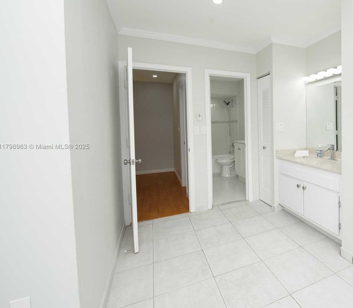 Small Image of 10945 SOUTH WEST 113TH PL #1B, Miami Number 29