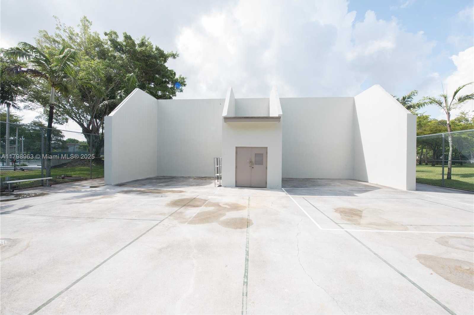 Small Image of 10945 SOUTH WEST 113TH PL #1B, Miami Number 39