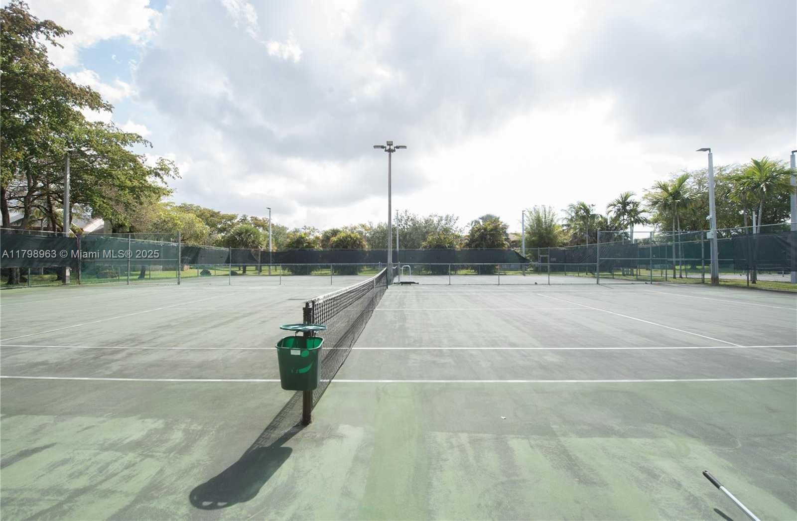 Small Image of 10945 SOUTH WEST 113TH PL #1B, Miami Number 40