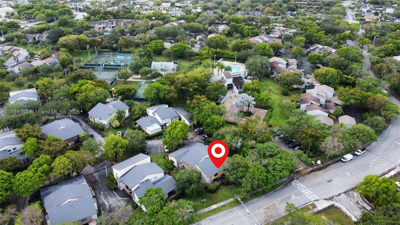 Small Image of 10945 SOUTH WEST 113TH PL #1B, Miami Number 50