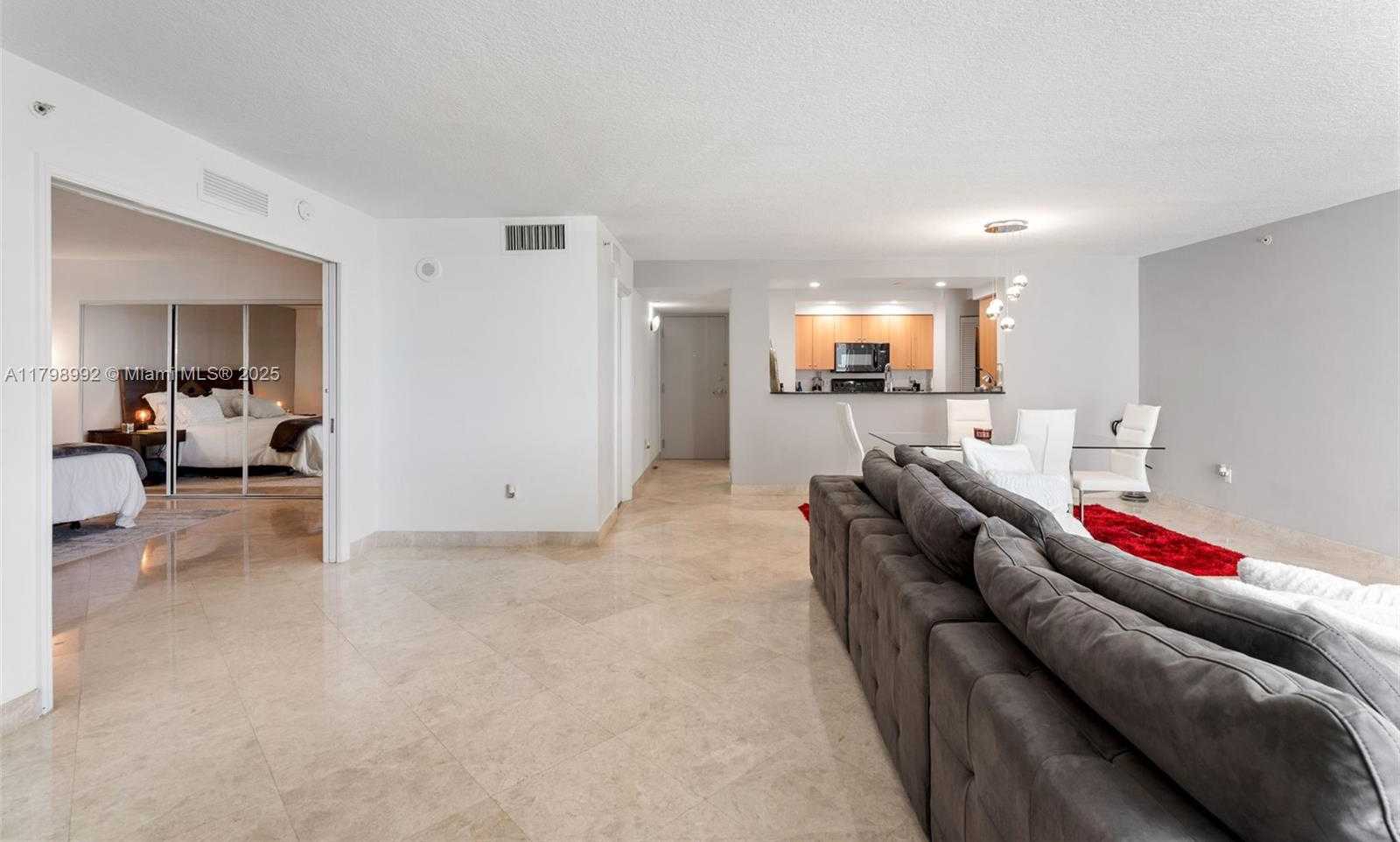 Small Image of 6917 COLLINS AVE #607, Miami Beach Number 15